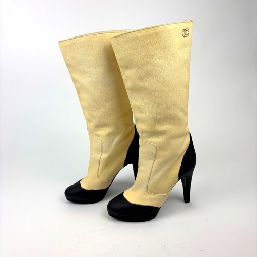 Chanel boots fall 2010 - chanel,