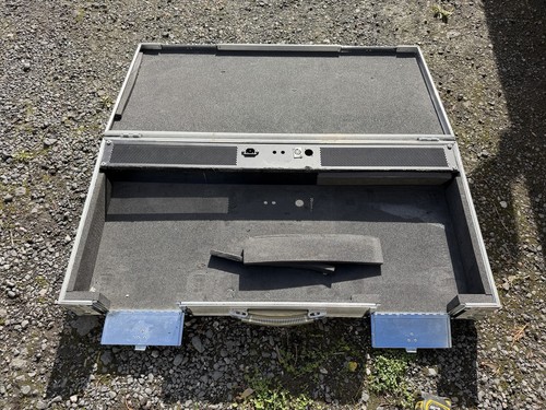Swan flight case - dj, case,