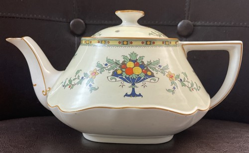 Vtg crown ducal - crown, ware