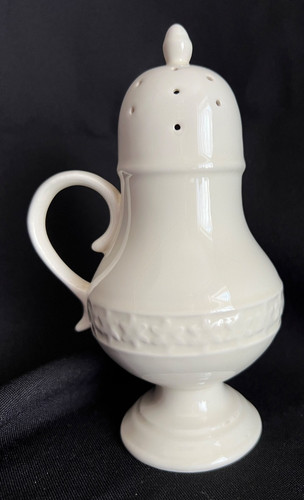 Royal creamware sugar - royal, shaker
