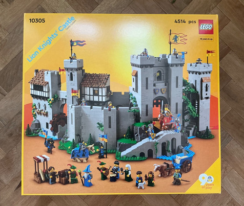 Lego icons lion - lego,