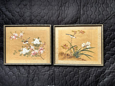 VINTAGE CHINESE SILK PAINTING X 2