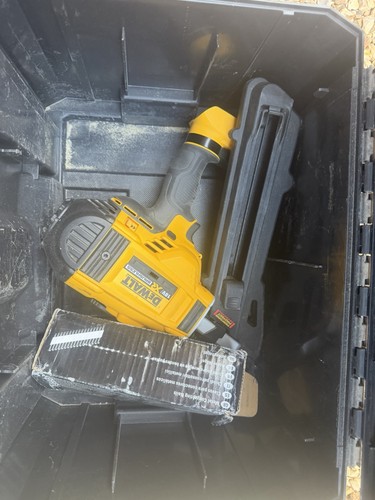 Dewalt dcn694 18v brushless - 18v,