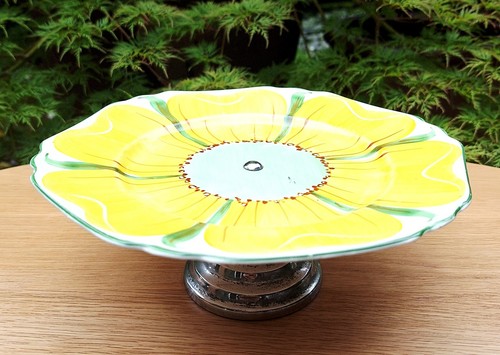 English art deco buttercup - art,