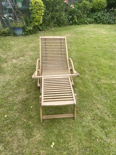 Teak steamer style lounger - teak,