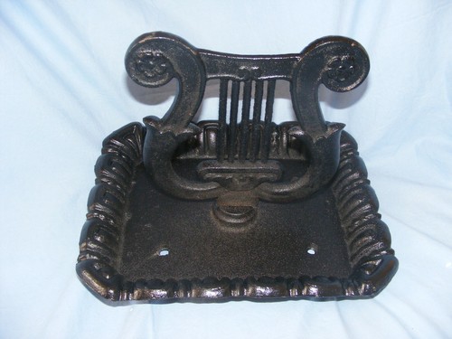 Lyre bootscraper cast - lyre,