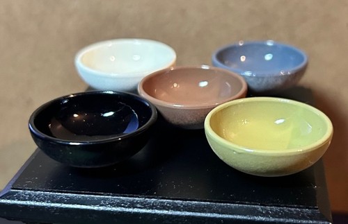 Bowls dolls house - 5,