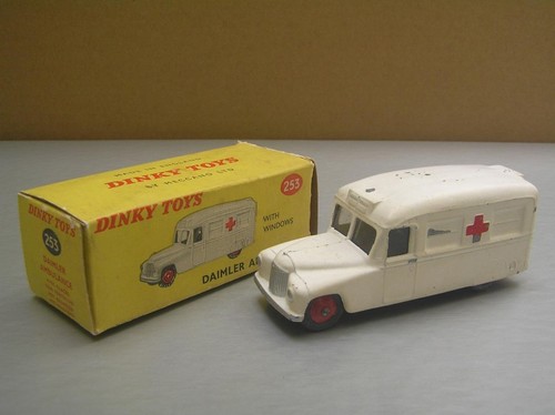 Dinky toys 253 daimler - 253,
