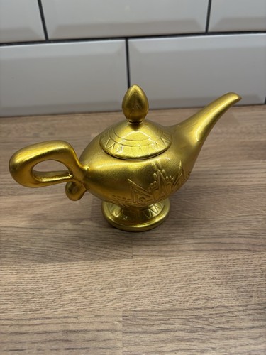 Disney aladdin genie - aladdin, lamp