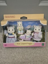 Sylvanian Families Snow Leopard Family