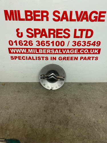 Genuine alloy wheel centre cap - alloy,
