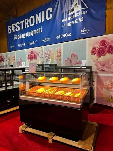 Cake display fridge counter - cake,