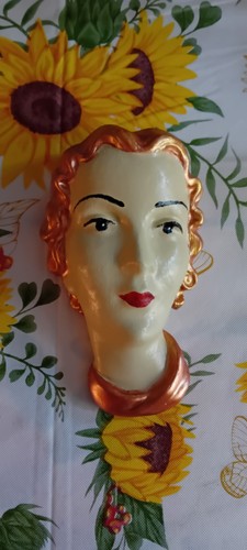 Art deco style lady - style,
