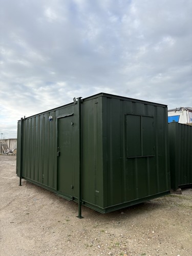 21ft 9ft office - x,