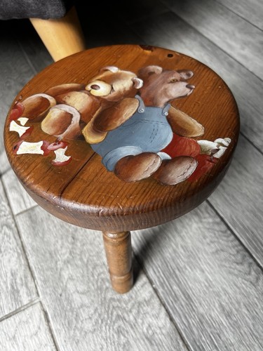 Vintage wooden milking stool - wooden,