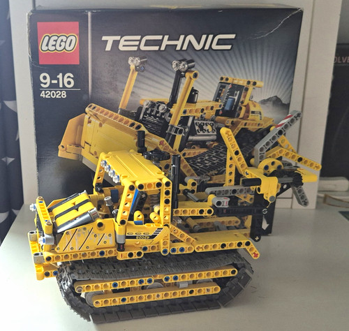 Lego technic bulldozer - technic,