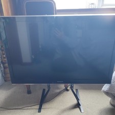 Panasonic TX-L32E6B - 32"