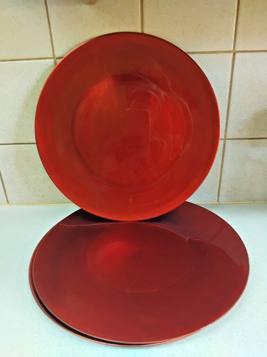 Red charger plates 33cm - 9,