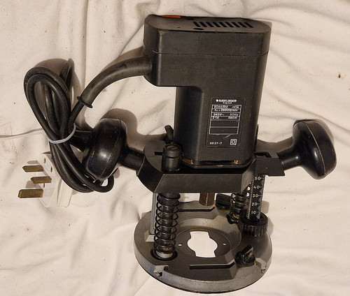 Black decker bd66rm plunge - decker,