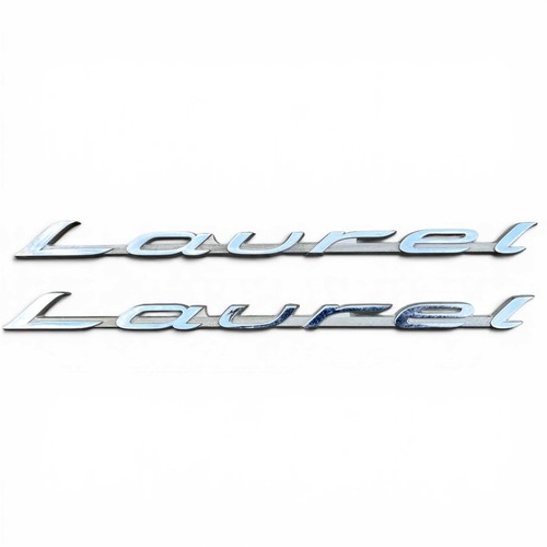 Nissan laurel c30 - laurel, badge