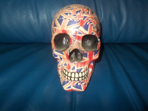Skinhead s b - b.a.,