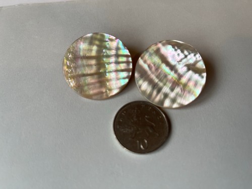 Buttons mother of pearl - 2,