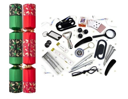 Christmas crackers red green - &,