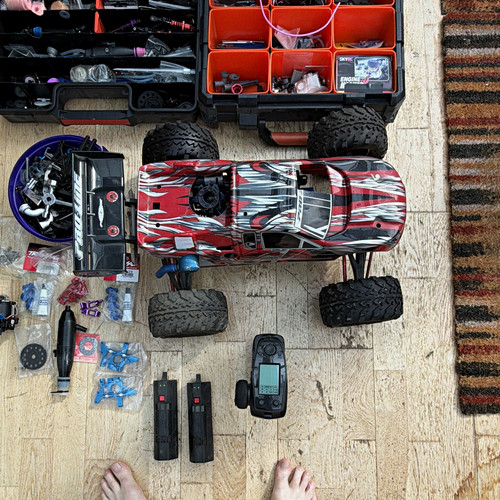Nitro 4wd traxxas revo - nitro, 1: