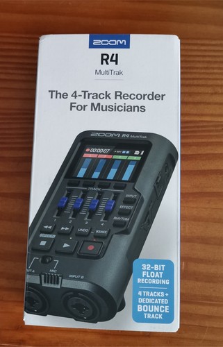 Zoom multitrack recorder - r4,