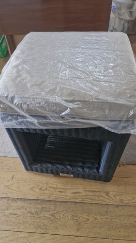 Black rattan never used - never,