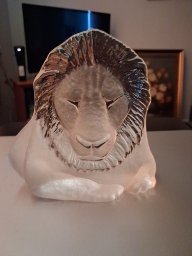 Large royal krona - large,