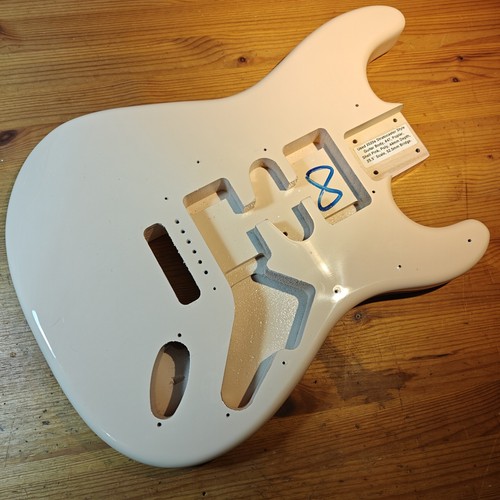Used 2020s strat style guitar - strat,