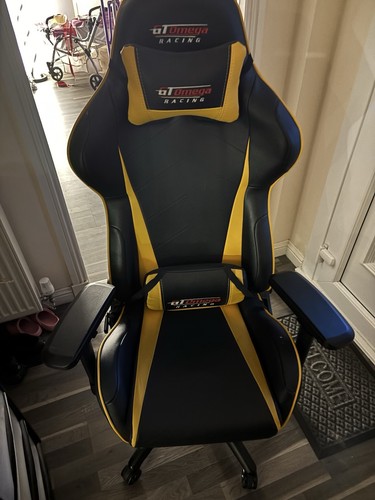 Omega gaming chair - gt,