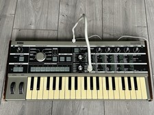 Korg Microkorg Synthesizer