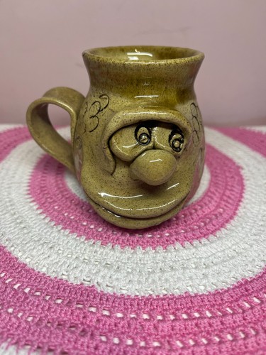 Vintage pretty ugly pottery - pretty,