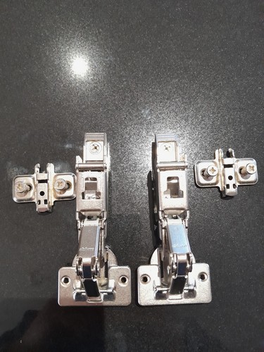Blum clip door - on,