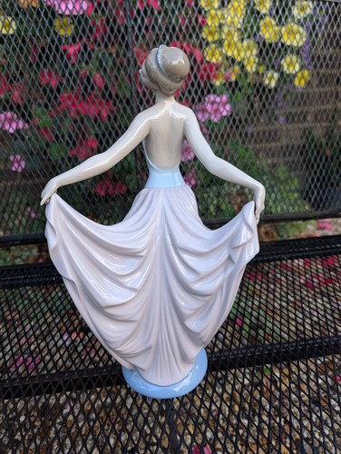 Lladro figurine the - lladro, 12"