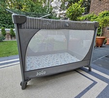 JOIE Travel Cot Commuter -