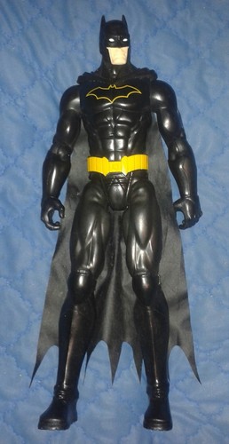 Batman 12 - *, /