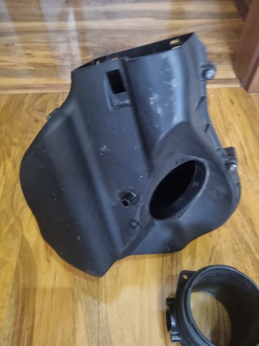 Audi left air - left,