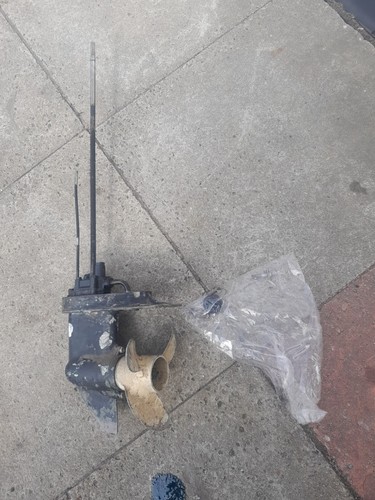 Tohatsu 4hp outboard gearbox - 4hp,