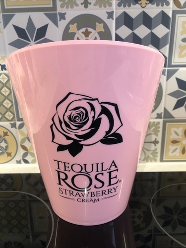 Tequila rose classy ice - classy, bucket