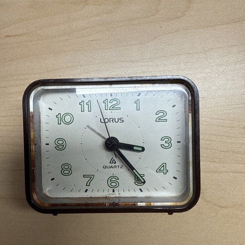 Vintage lorus quartz travel - lorus,