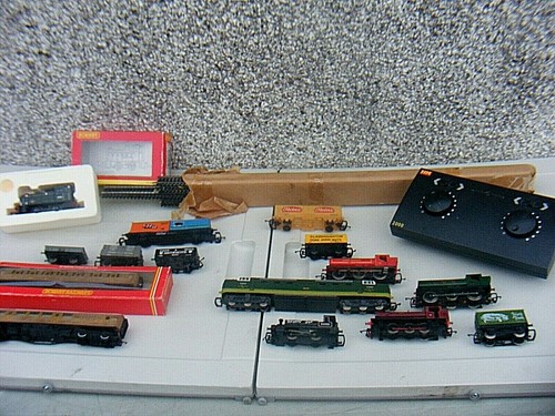 Hornby railway locomotives - hornby,