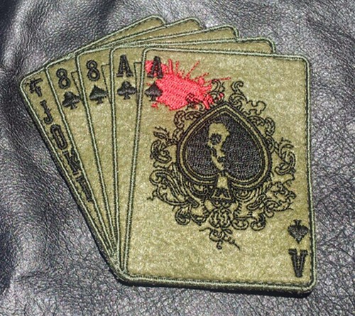 Dead man hand aces skull - dead,