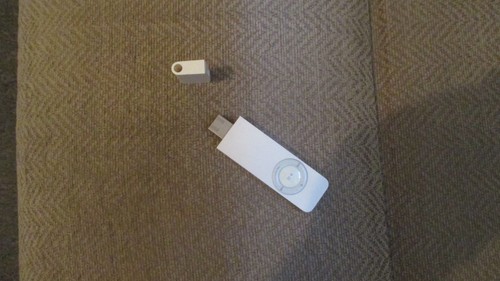 Apple ipod shuffle 1st