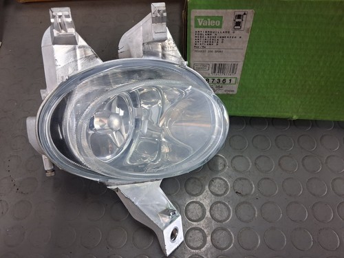 Front right fog light for