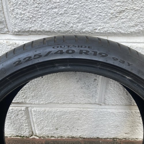 225 93y pirelli - 225, 19
