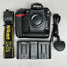 Nikon D3s (Body Only) – Made in Japan, 126K Shutter, Excellent, MH-22 Charger