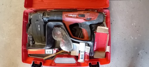 Hilti 460 nail gun with - gun,